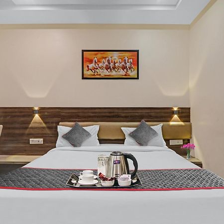 Townhouse 1150 Hotel Dayal Palace Chinhat المظهر الخارجي الصورة