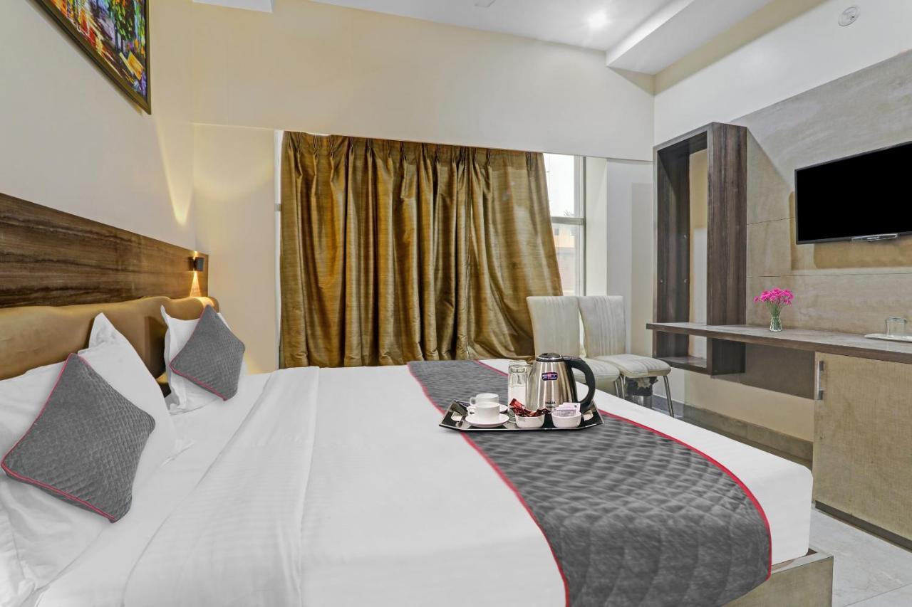 Townhouse 1150 Hotel Dayal Palace Chinhat المظهر الخارجي الصورة