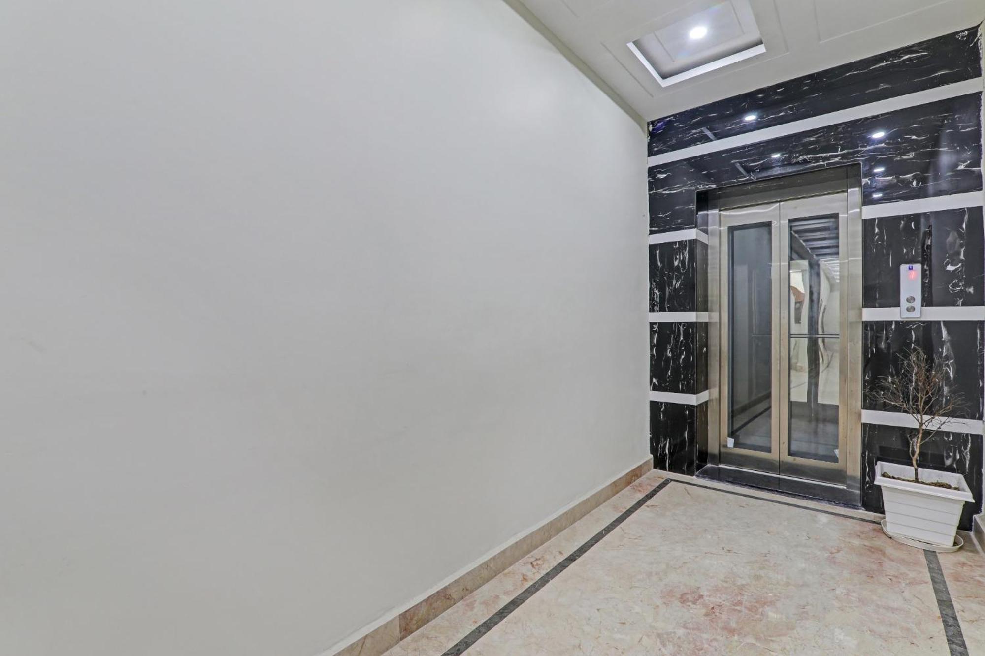 Townhouse 1150 Hotel Dayal Palace Chinhat المظهر الخارجي الصورة